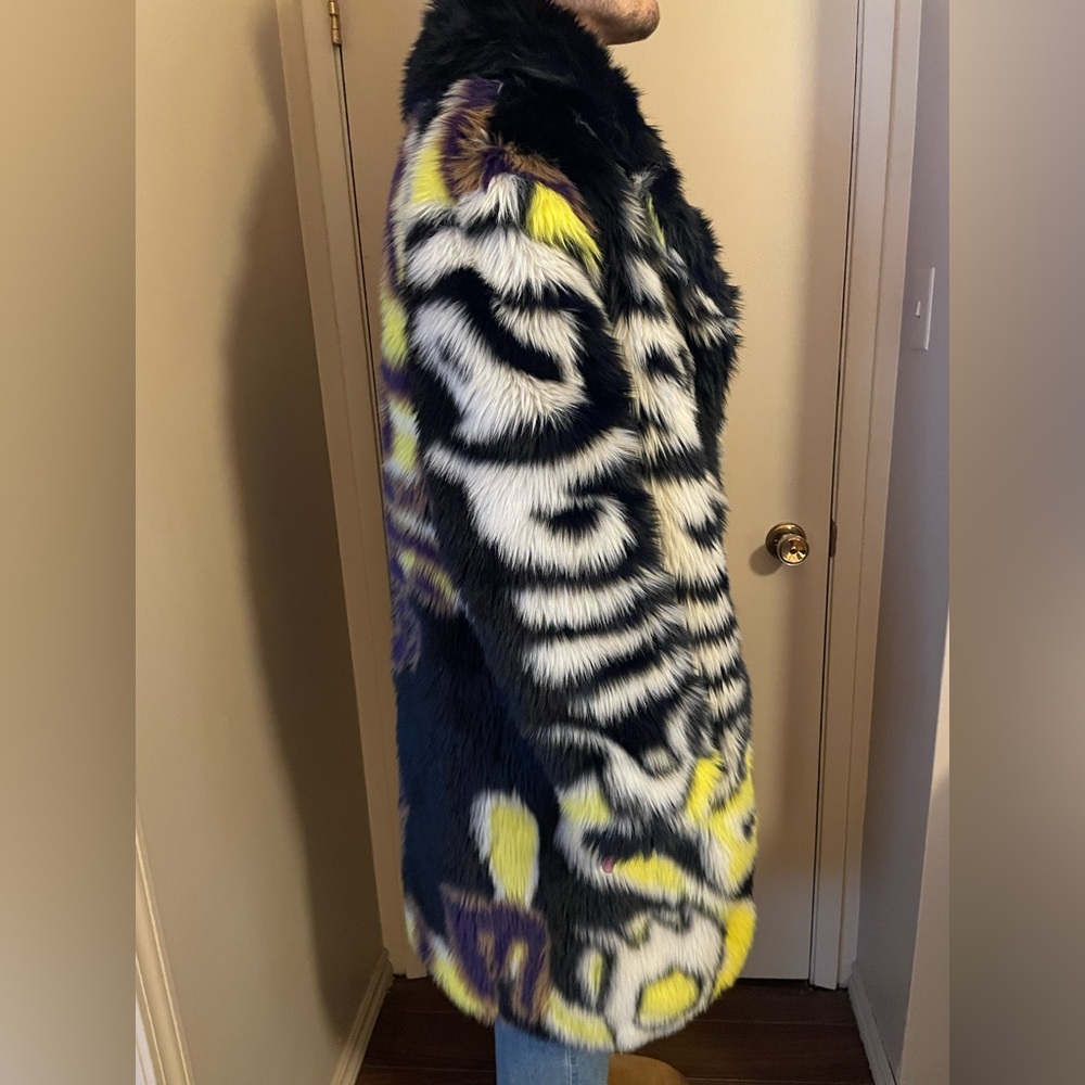 H&M Circular Design Story Limited Edition Patterned Fur Coat - Picture 3 of 6